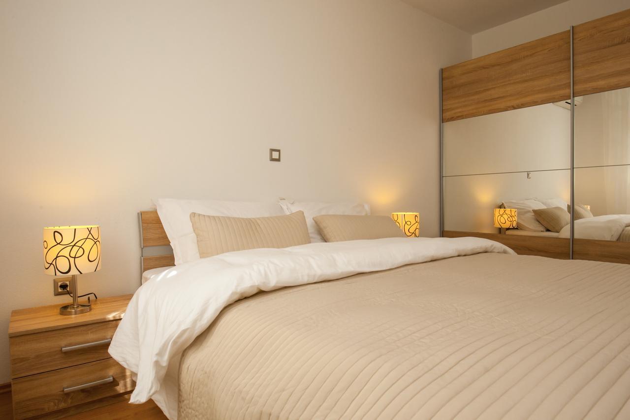 Vista Apartments Bol Zewnętrze zdjęcie