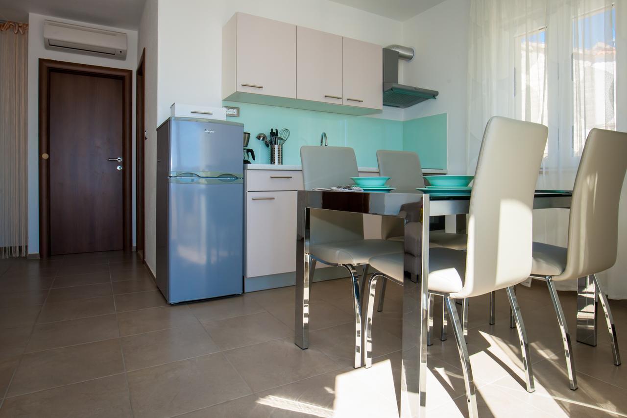 Vista Apartments Bol Zewnętrze zdjęcie
