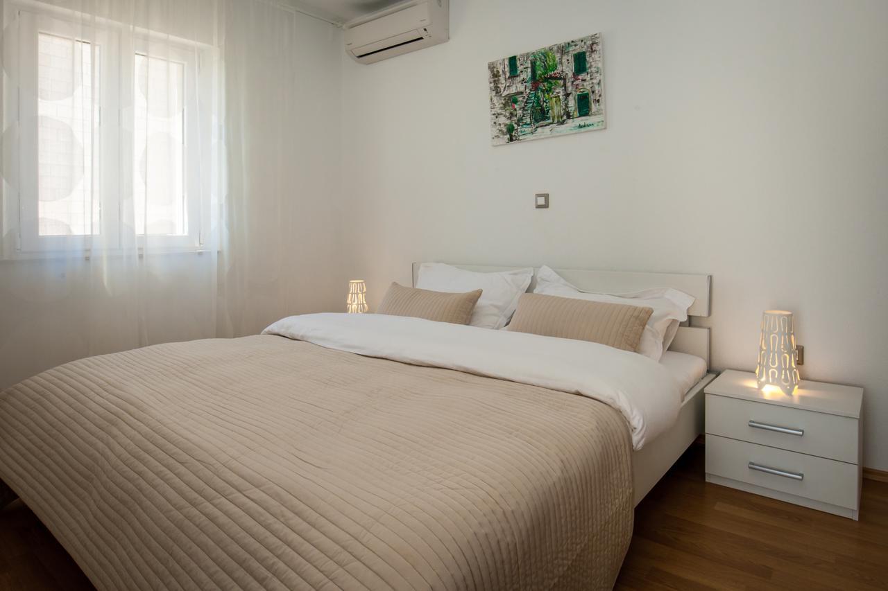Vista Apartments Bol Zewnętrze zdjęcie
